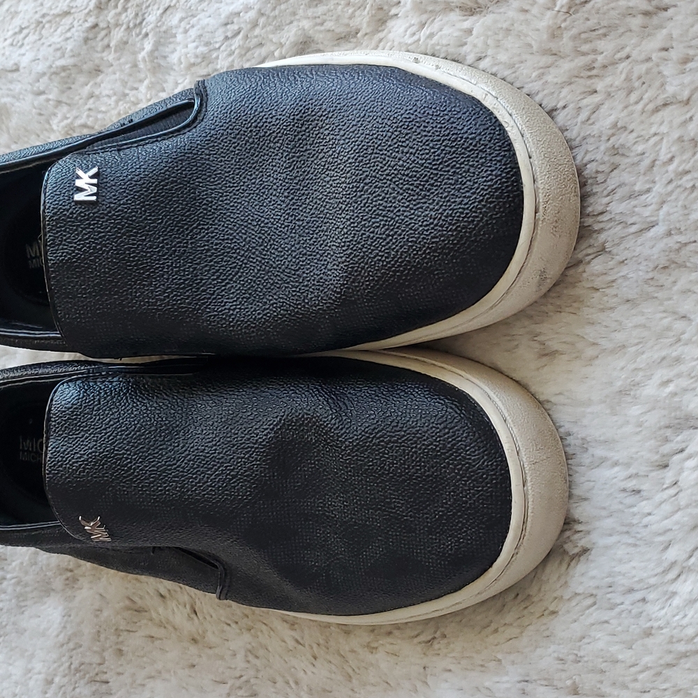 Michael Kors Keaton Black Slip-On Silver Mini Mk Logo Coated Canvas/Nappa Size 8 - Picture 2 of 6